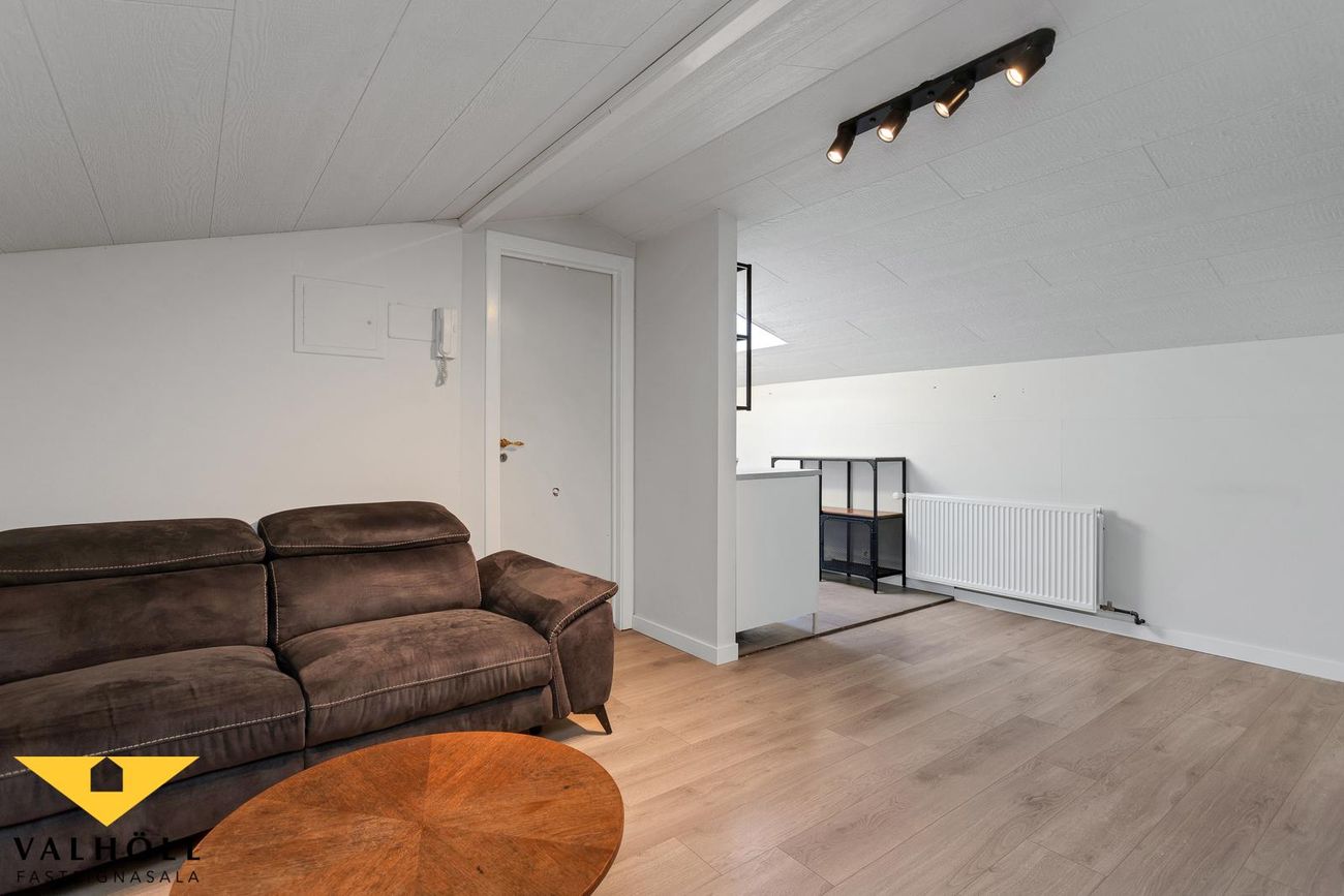 Hlíðarhjalli 46, 200 Kópavogur