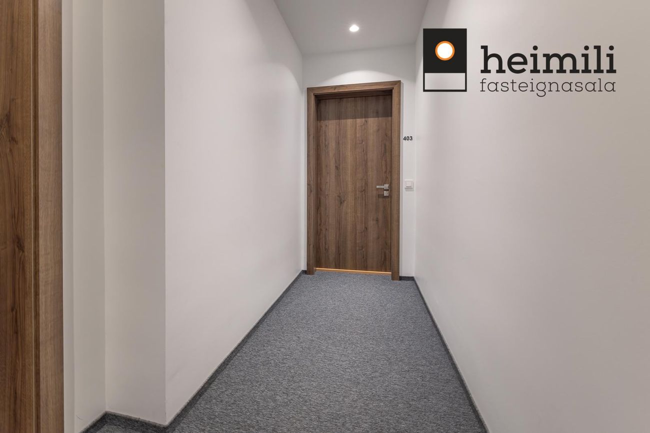 Grensásvegur 1B, 108 Reykjavík