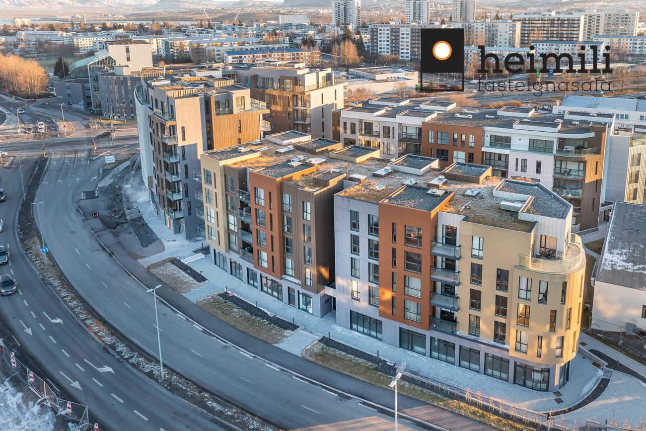 Grensásvegur 1B, 108 Reykjavík