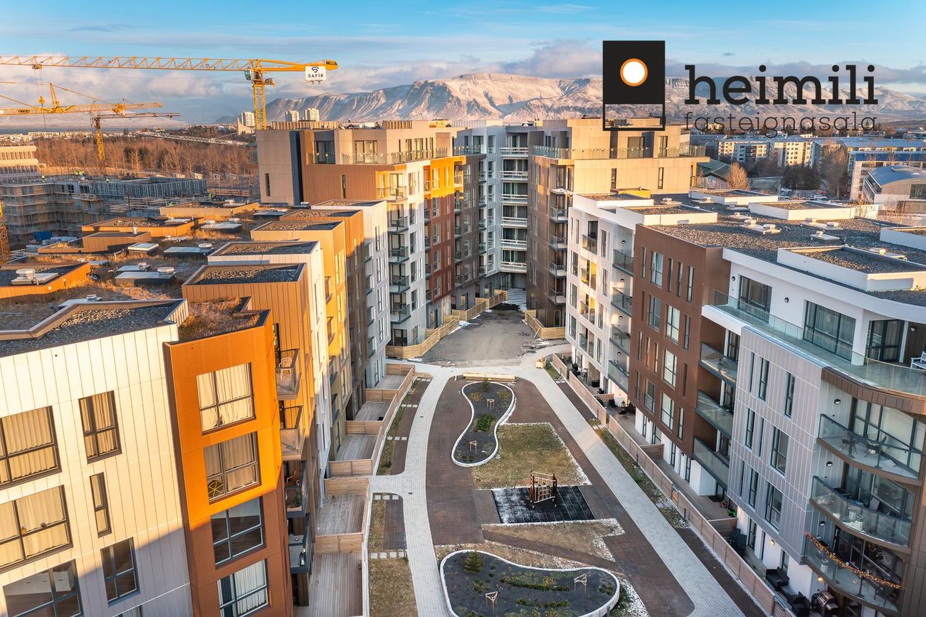 Grensásvegur 1B, 108 Reykjavík