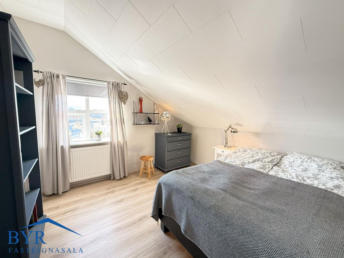 Miðvangur 18 - 0201, 700 Fljóts