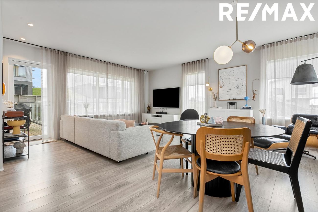 Urriðaholtsstræti 32, 210 Garðabær