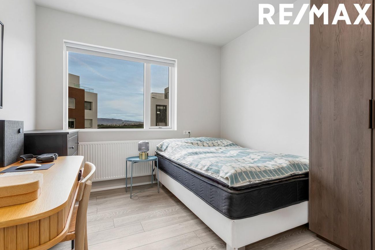 Urriðaholtsstræti 32, 210 Garðabær