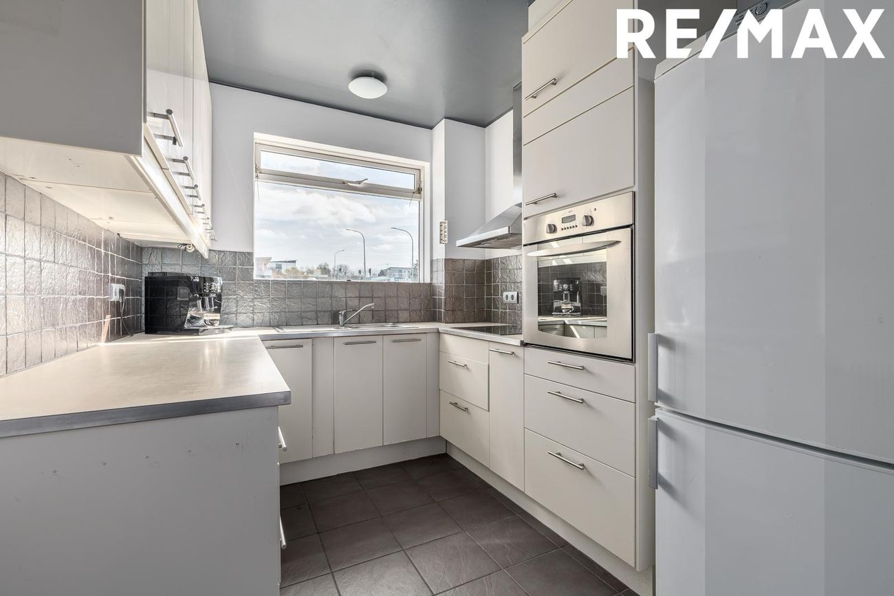 Háaleitisbraut 44, 108 Reykjavík