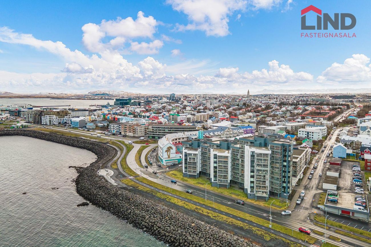 Grandavegur 42