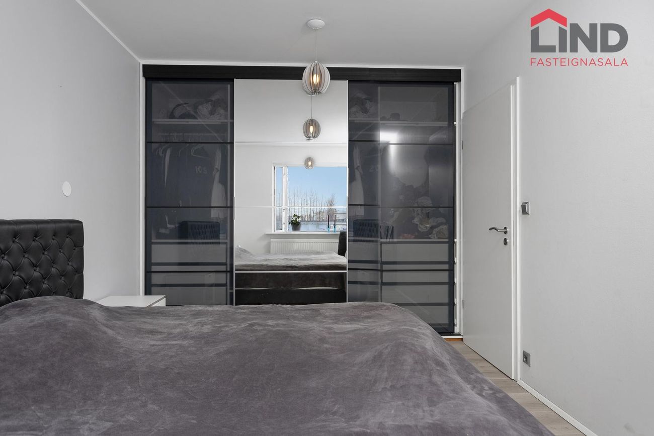 Hraunbær 130 - 0201, 110 Reykjavík