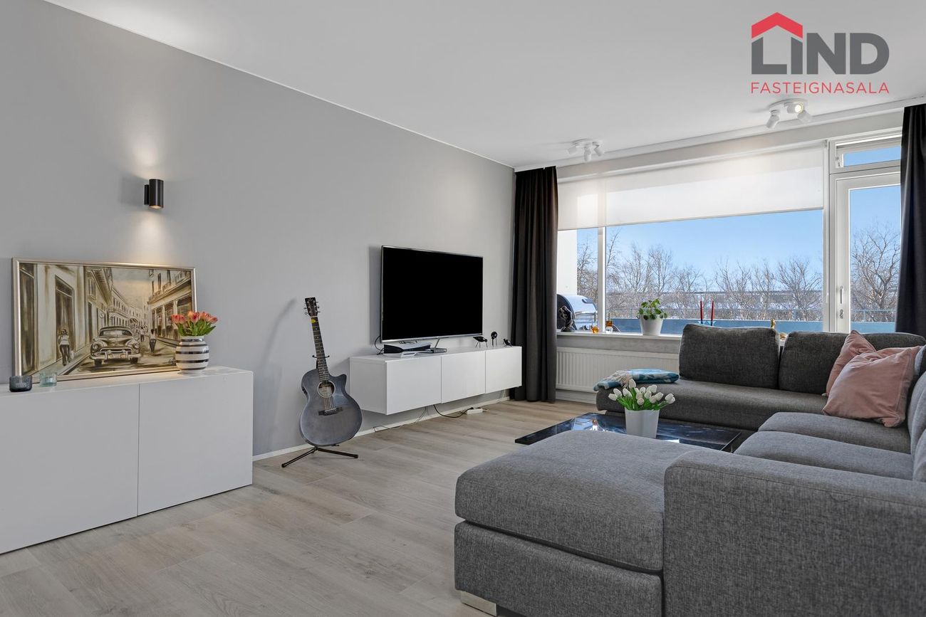 Hraunbær 130 - 0201, 110 Reykjavík