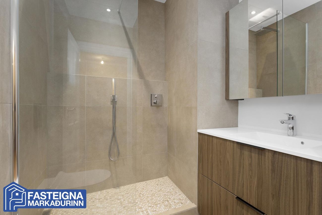 Laugavegur 39 - 0201, 101 Reykjavík