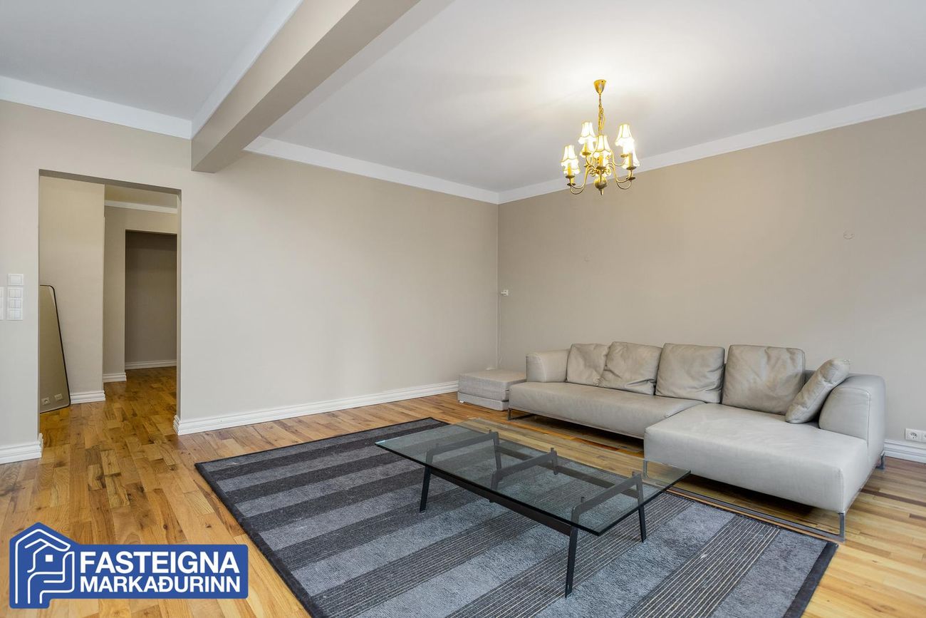 Laugavegur 39 - 0201, 101 Reykjavík