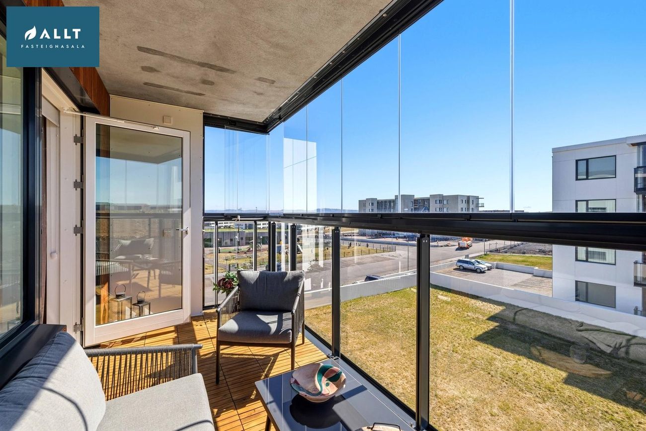 Asparlaut 24, 230 Reykjanesbær