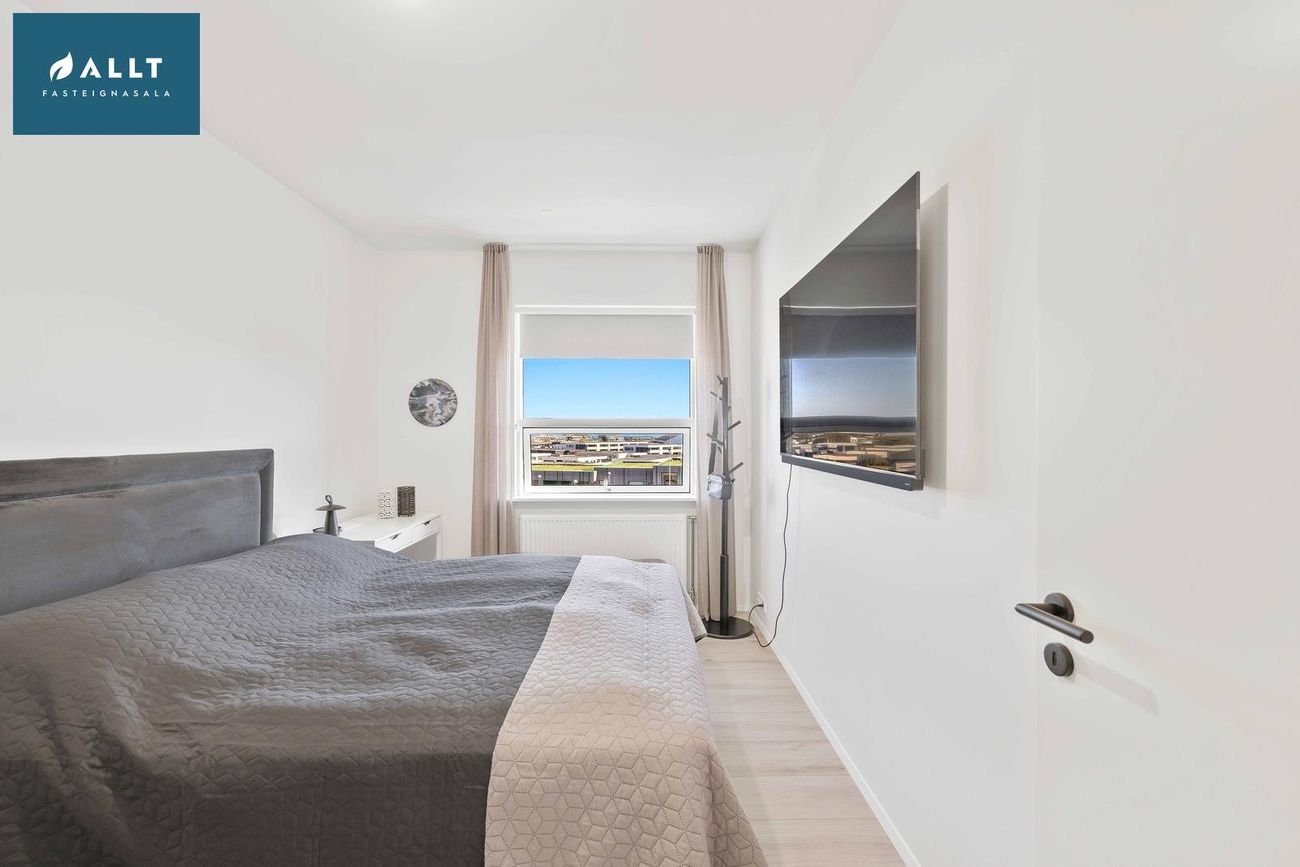 Asparlaut 24, 230 Reykjanesbær