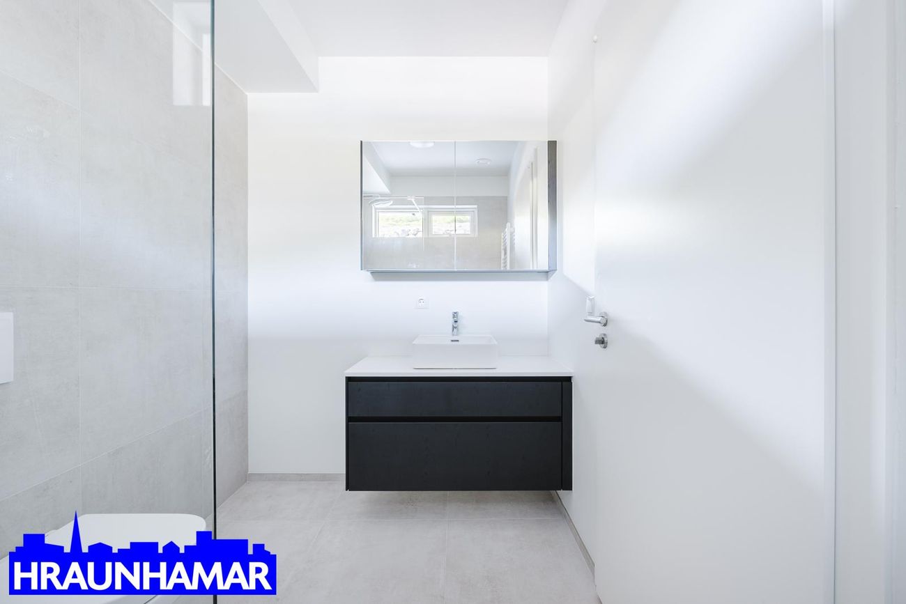 Baughamar 3 - 0205, 221 Hafnarfjörður