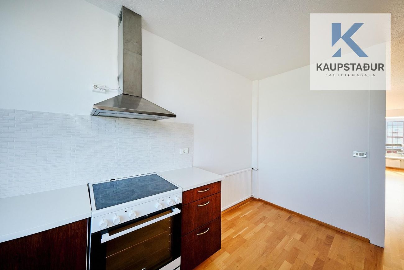 Vallarbraut 9, 300 Akranes