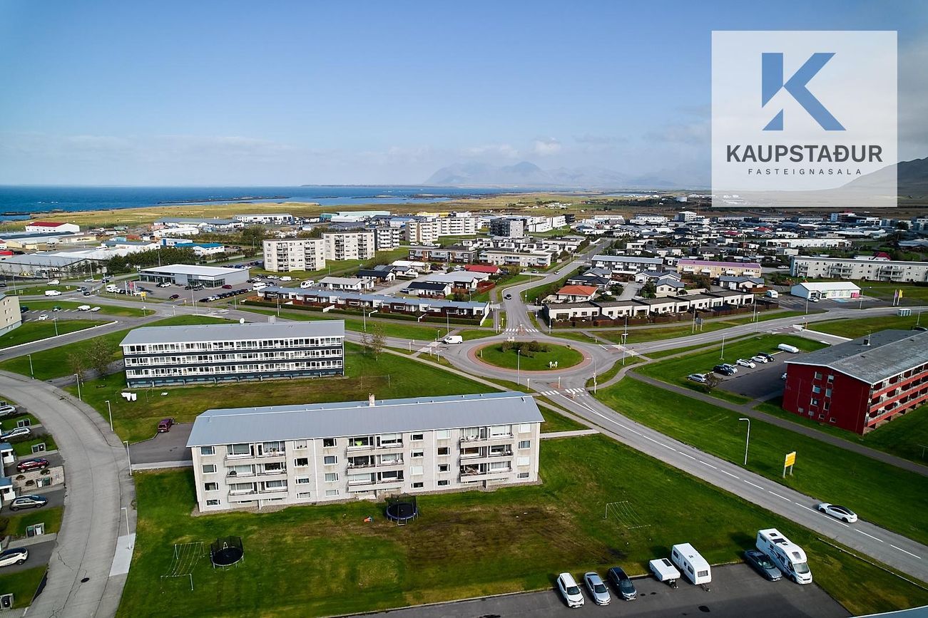 Vallarbraut 9, 300 Akranes