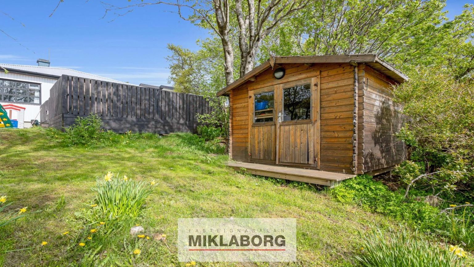 Hlíðarvegur 51, 200 Kópavogur