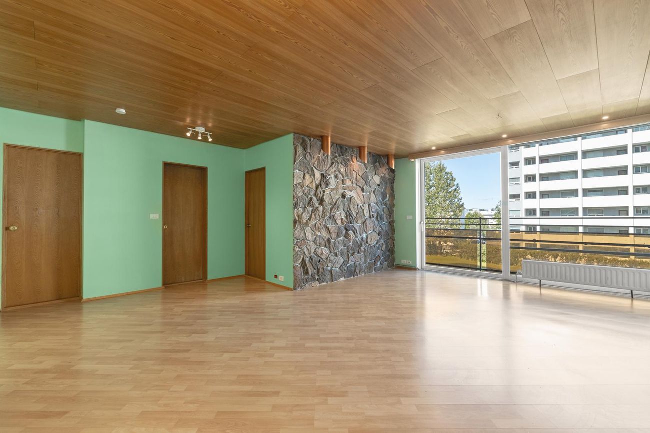 Ljósheimar  14-18, 104 Reykjavík