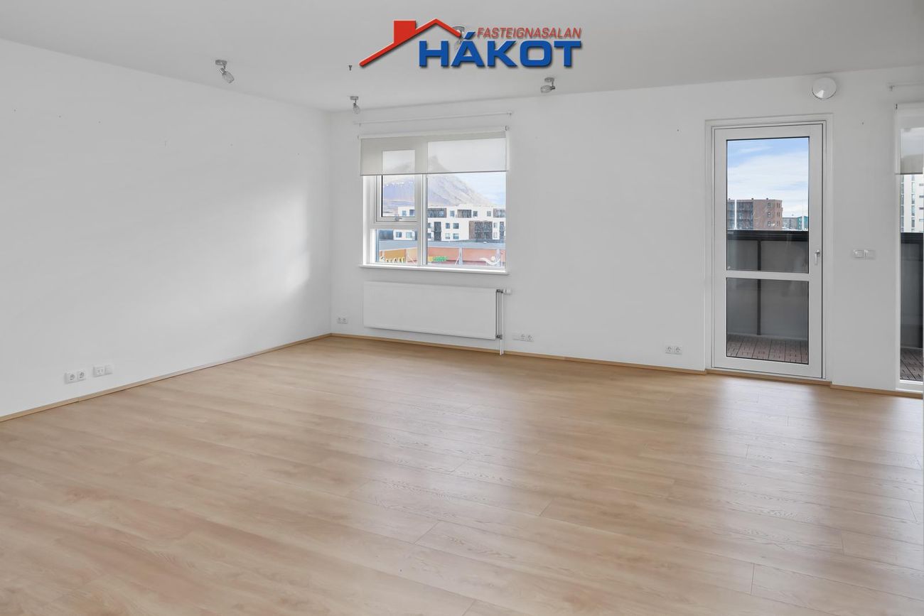 Stillholt 21, 300 Akranes