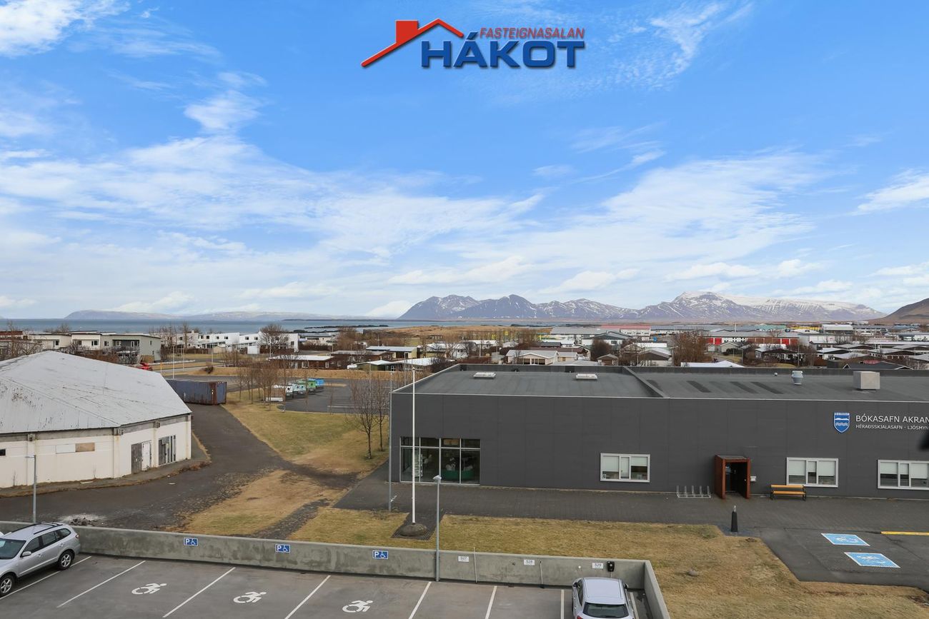 Stillholt 21, 300 Akranes