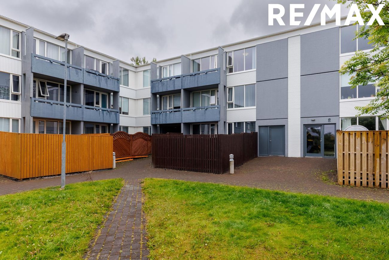 Hjaltabakki 8, 109 Reykjavík