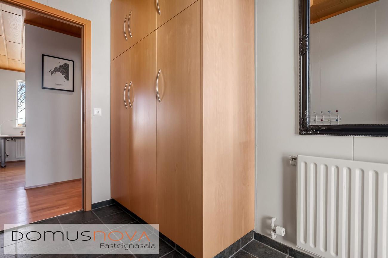 Ásabraut 10, 300 Akranes