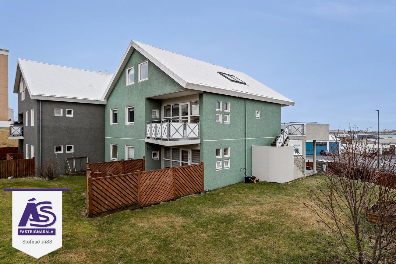 Eyrarholt 22 - 0201, 220 Hafnarfjörður