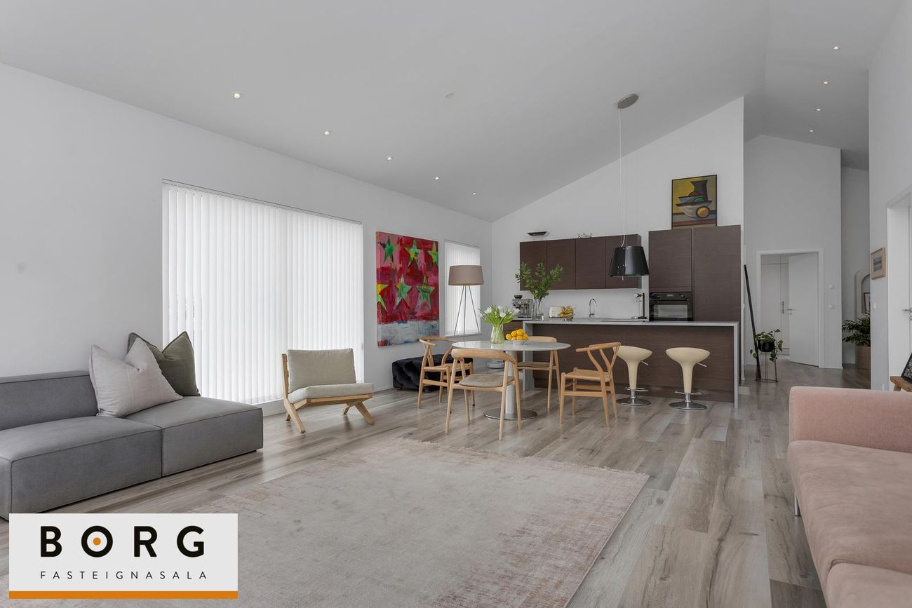 Ásbraut 1A, 200 Kópavogur