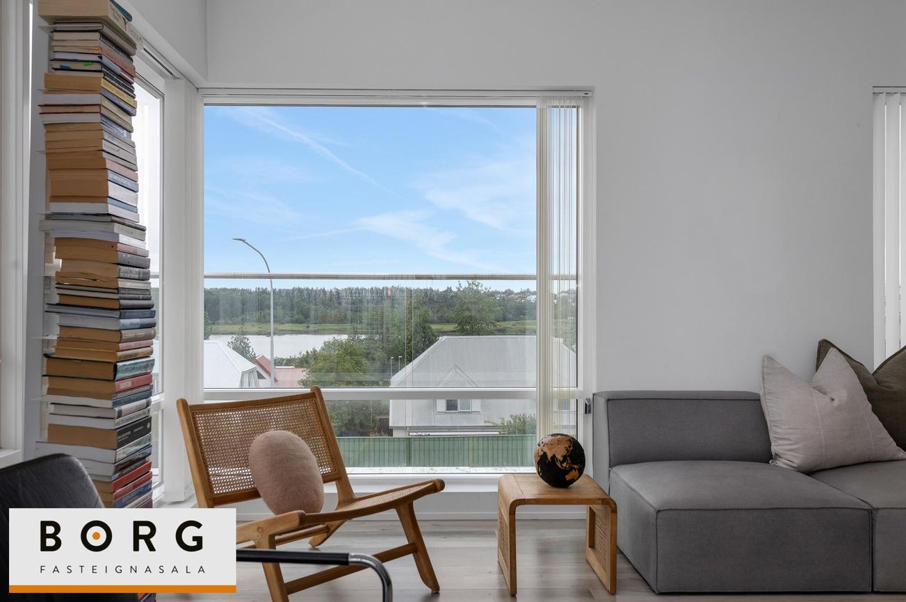 Ásbraut 1A, 200 Kópavogur