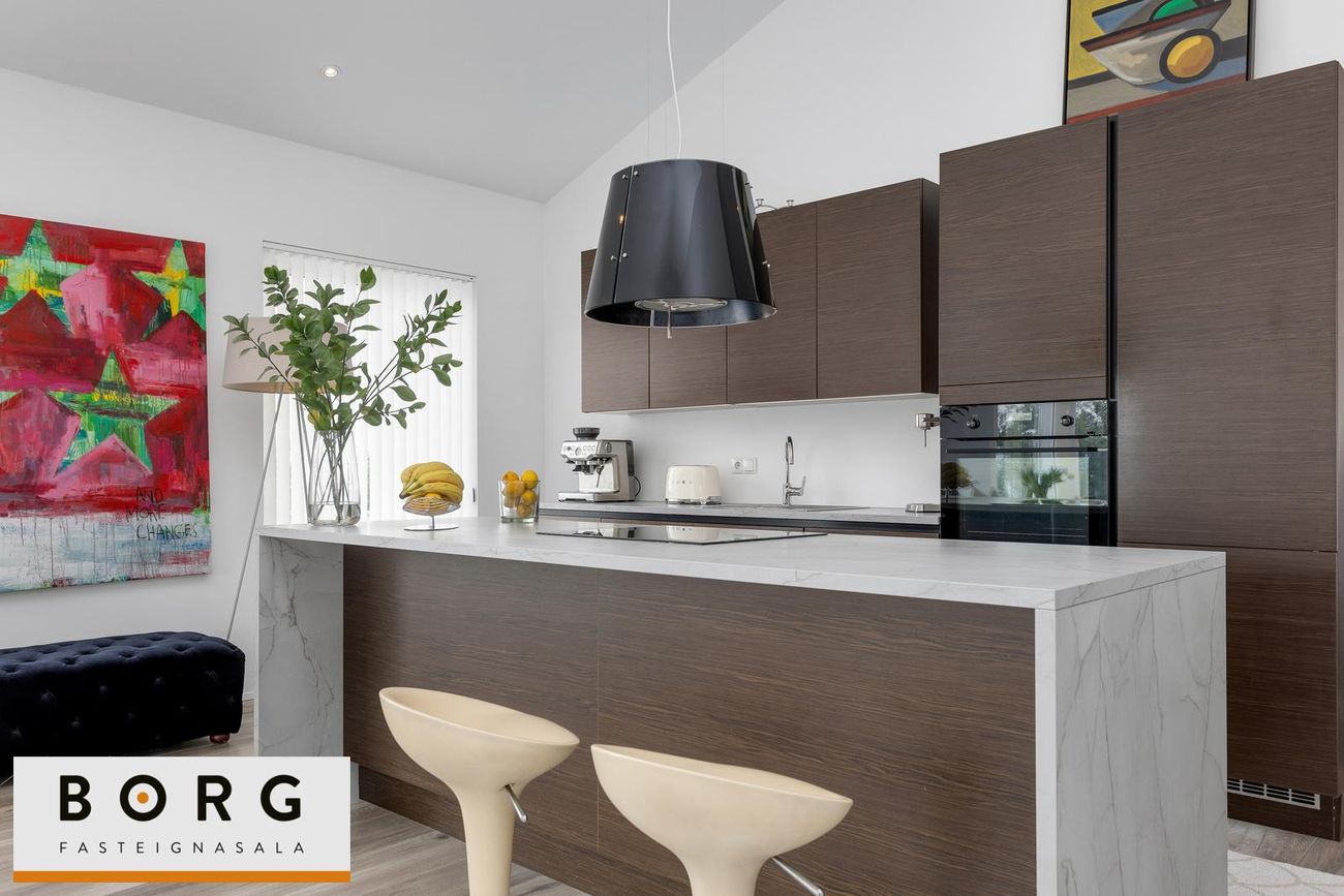 Ásbraut 1A, 200 Kópavogur