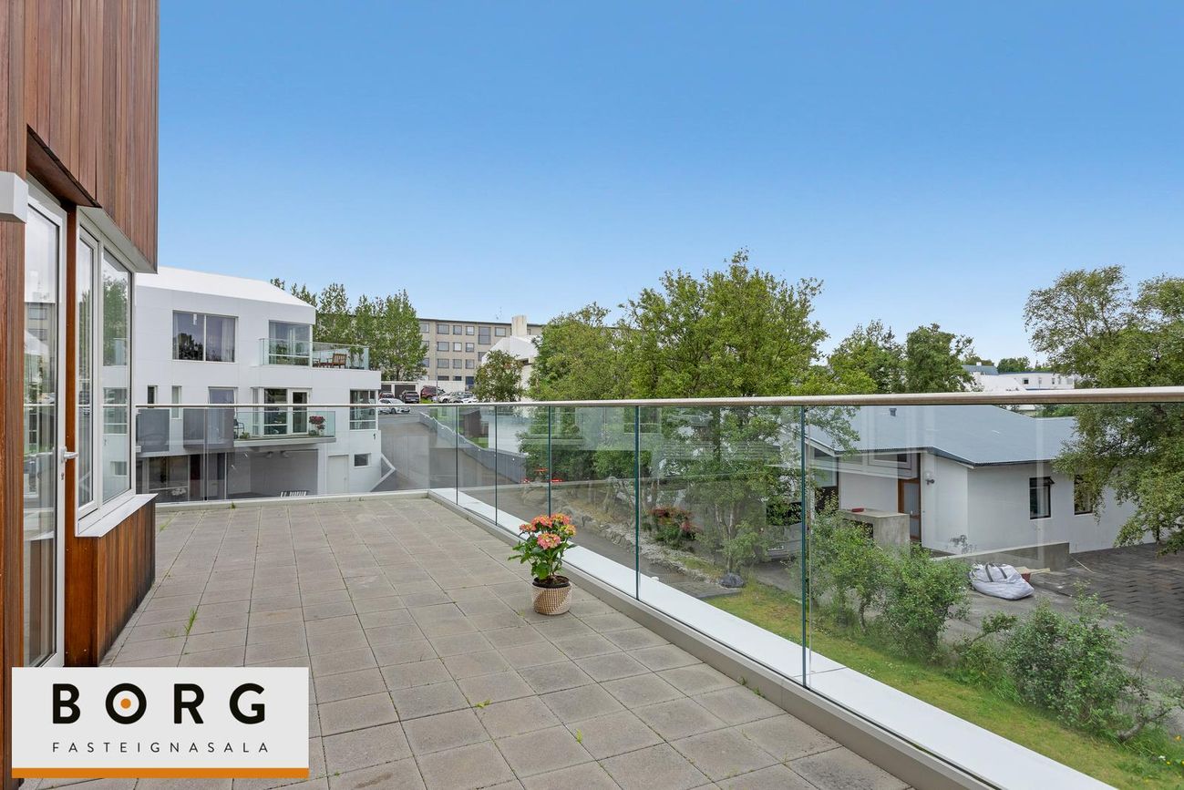 Ásbraut 1A, 200 Kópavogur