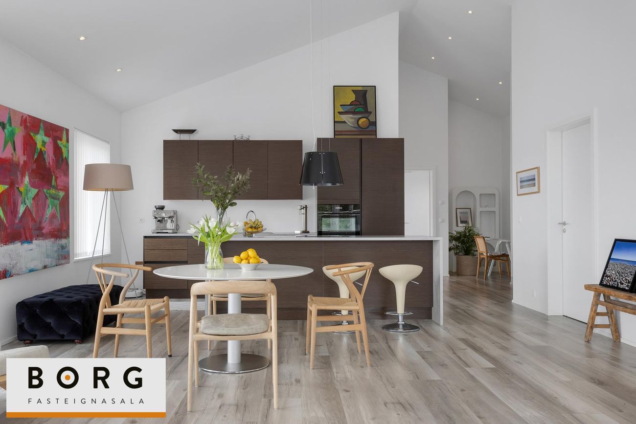 Ásbraut 1A, 200 Kópavogur