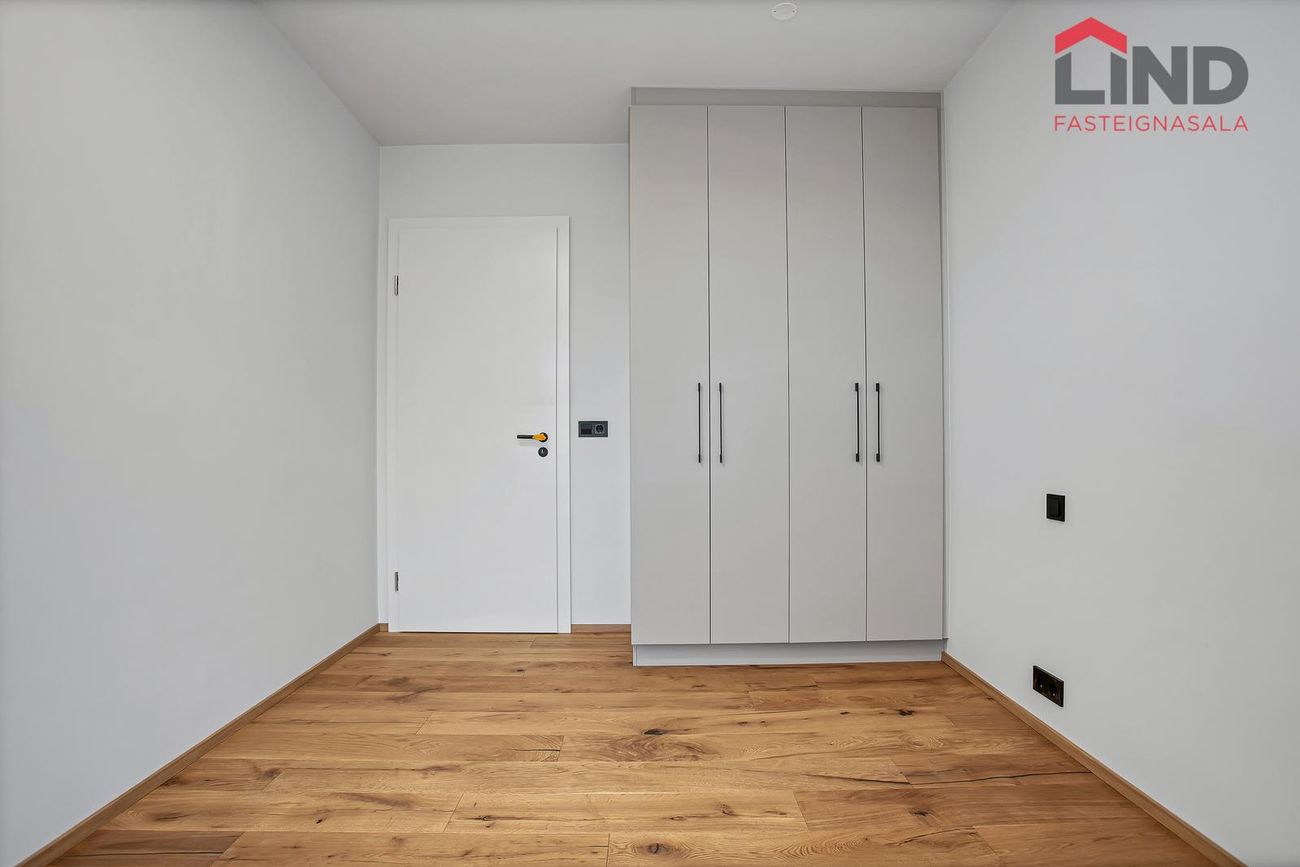 Hafnarbraut 18A - 0105, 200 Kópavogur