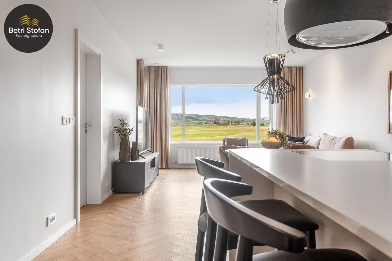 Vetrarbraut 2C, 210 Garðabær