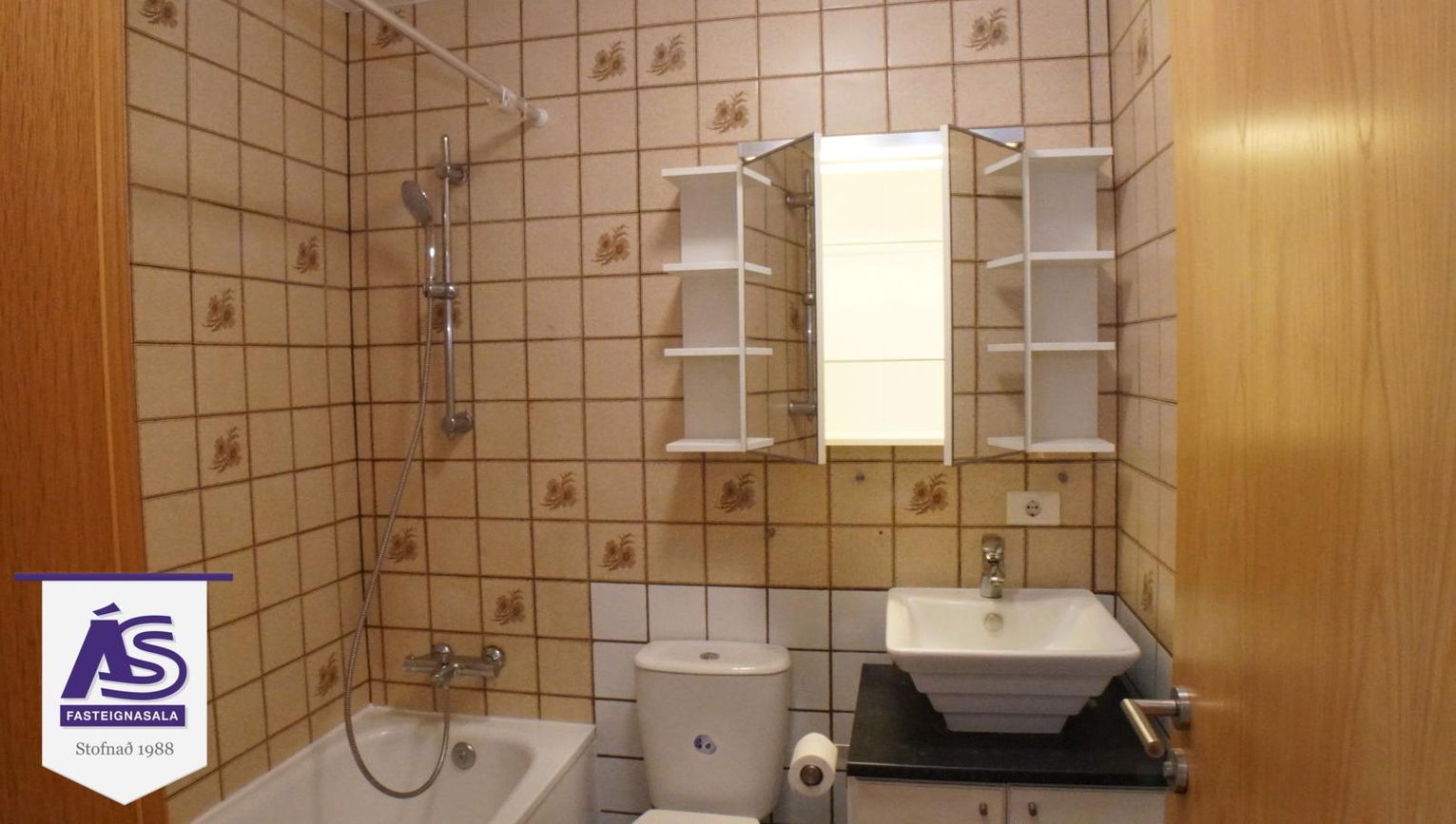 Furugrund 66, 200 Kópavogur