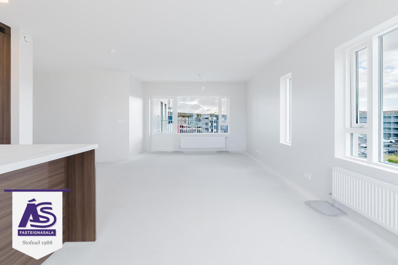 Hringhamar 5 - 0202, 221 Hafnarfjörður