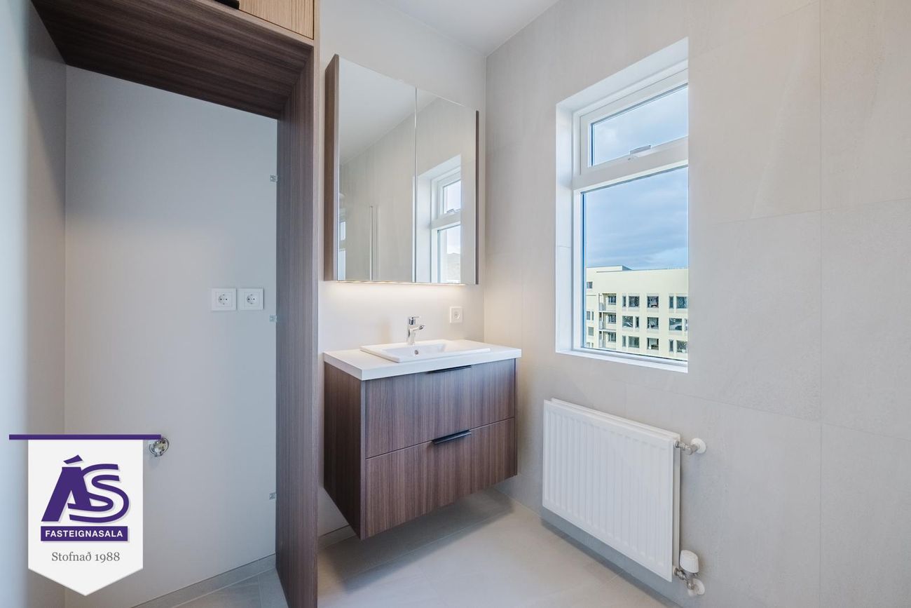 Hringhamar 5 - 0202, 221 Hafnarfjörður