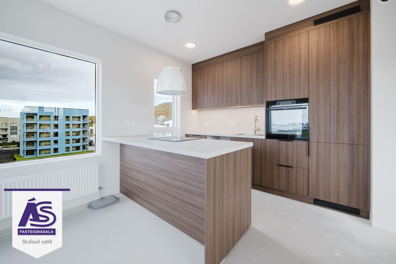 Hringhamar 5 - 0202, 221 Hafnarfjörður