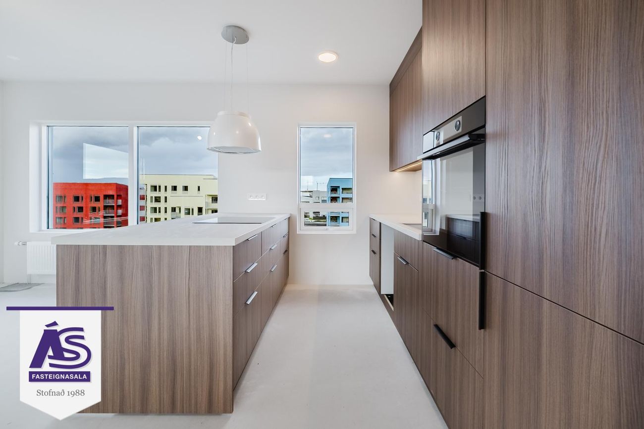 Hringhamar 5 - 0202, 221 Hafnarfjörður