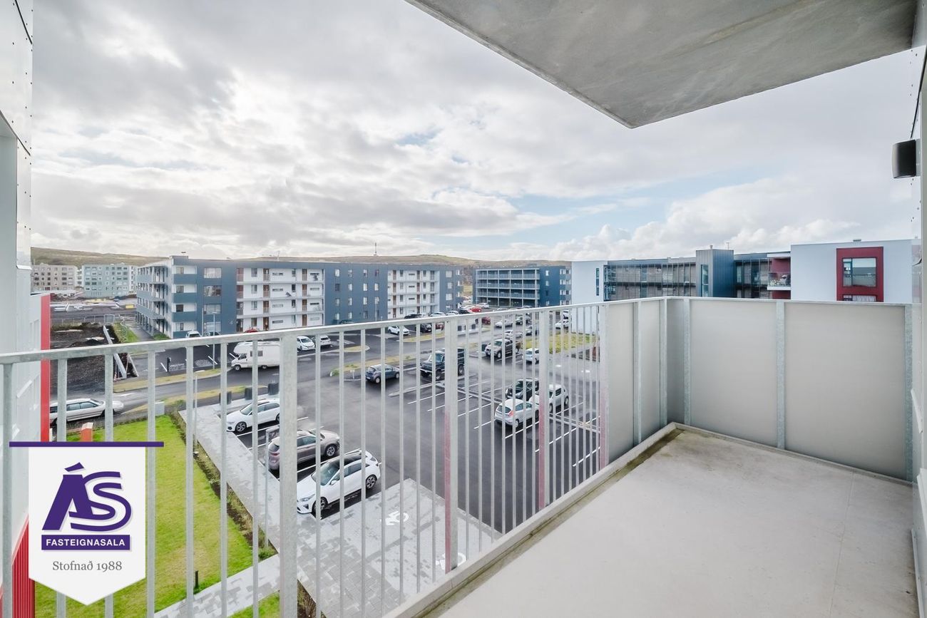 Hringhamar 5 - 0202, 221 Hafnarfjörður