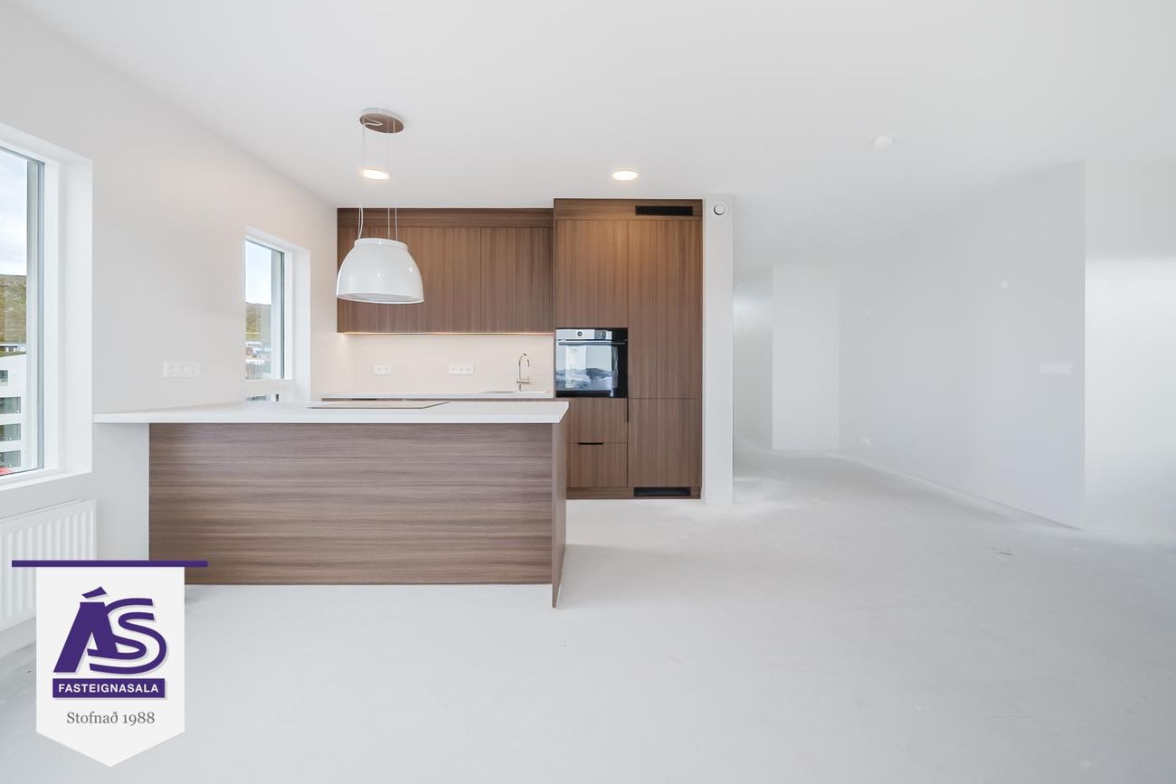 Hringhamar 5 - 0202, 221 Hafnarfjörður