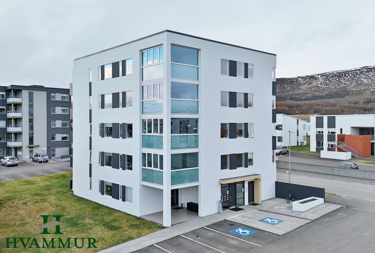 Kjarnagata 37, 600 Akureyri