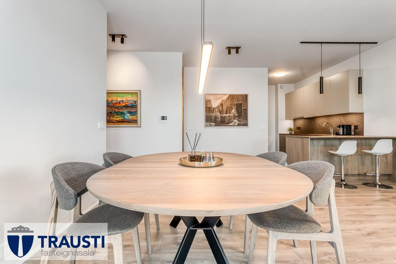 Rofabær 7, 110 Reykjavík