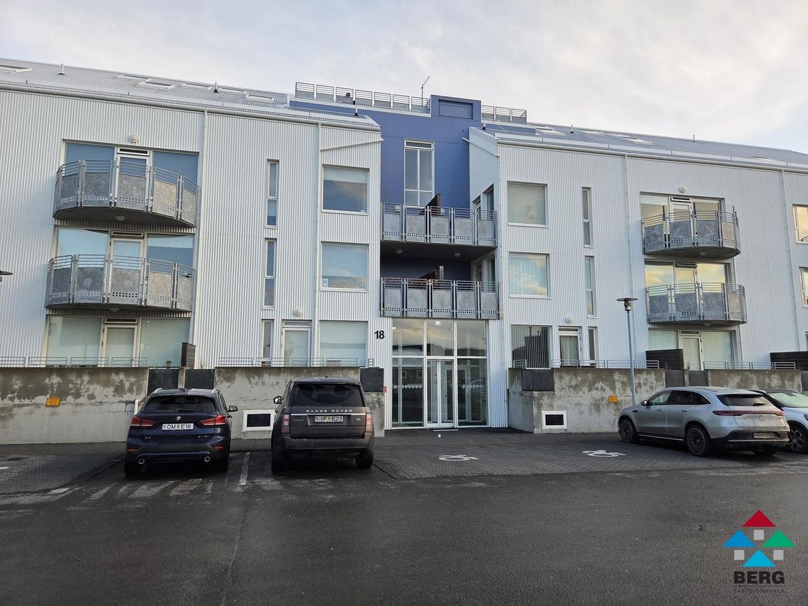 Tangabryggja 18, 110 Reykjavík