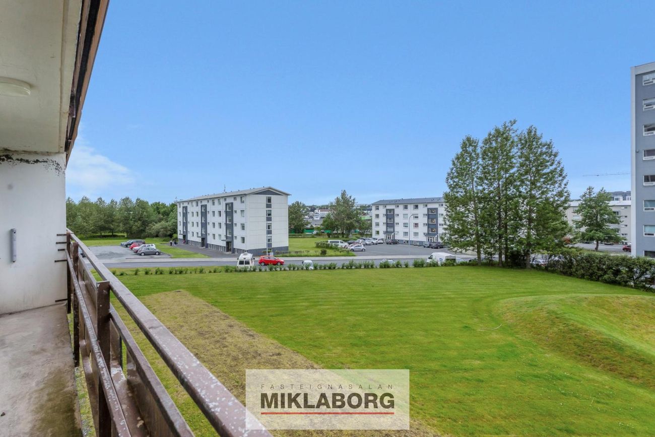 Ljósheimar  14-18, 104 Reykjavík