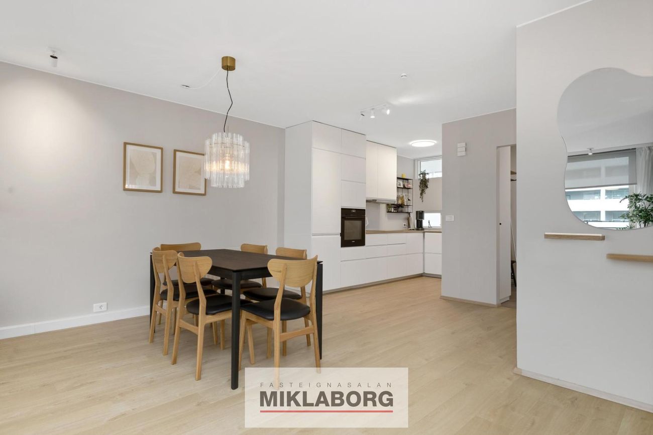 Ljósheimar  14-18, 104 Reykjavík