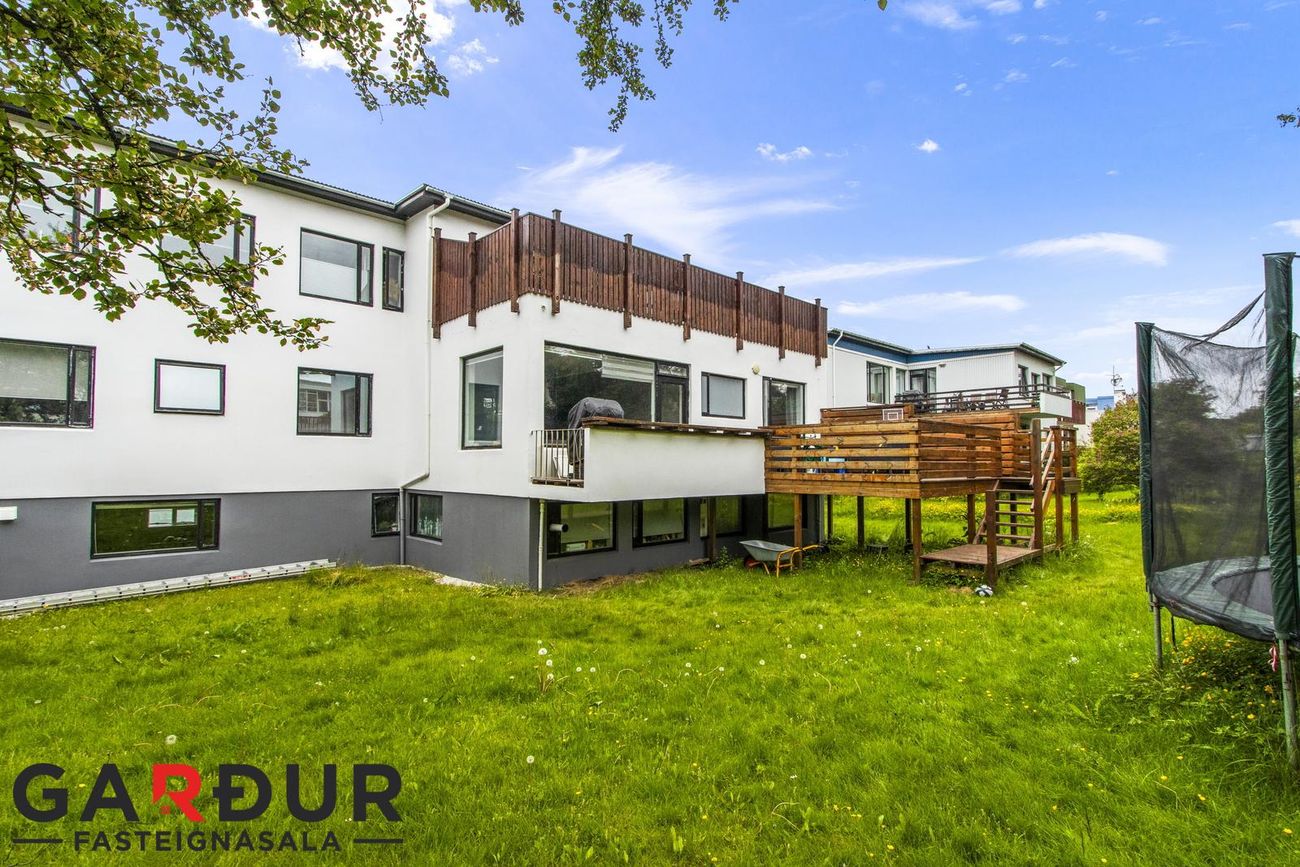 Nýbýlavegur 58, 200 Kópavogur