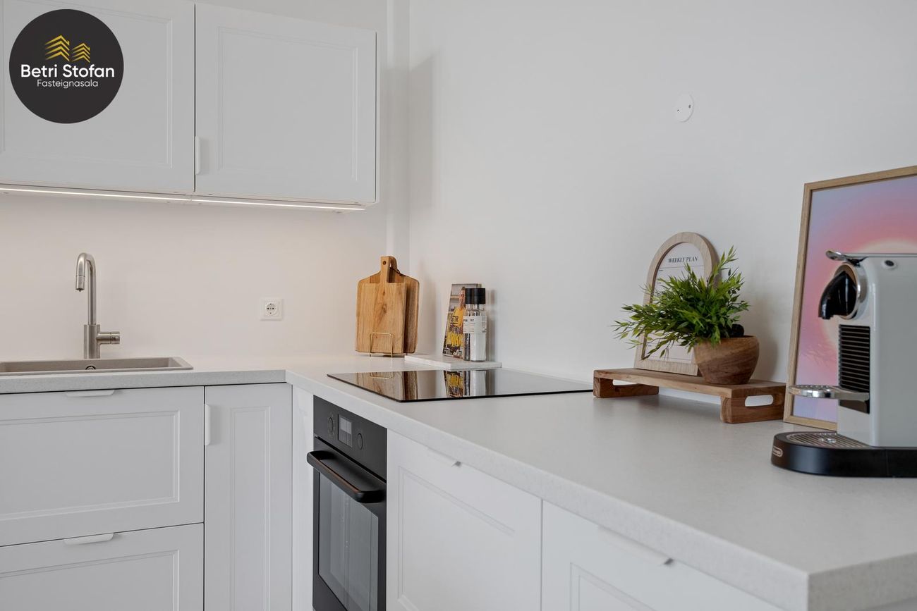 Hringbraut 119, 101 Reykjavík