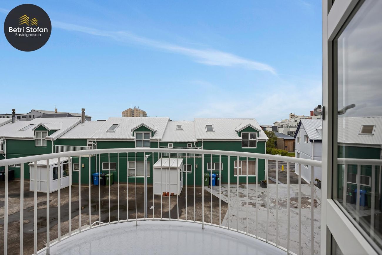 Hringbraut 119, 101 Reykjavík