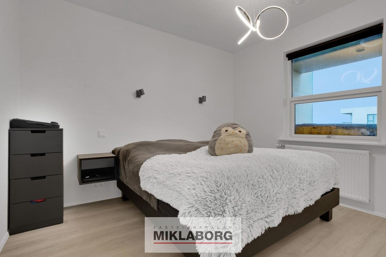 Dalsbraut 36, 260 Reykjanesbær