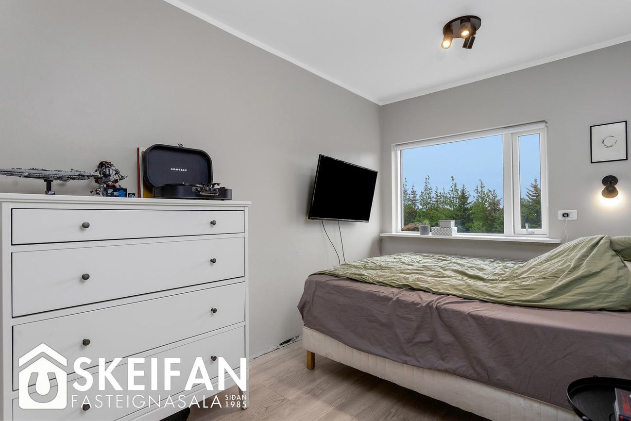 Álfaskeið 76, 220 Hafnarfjörður