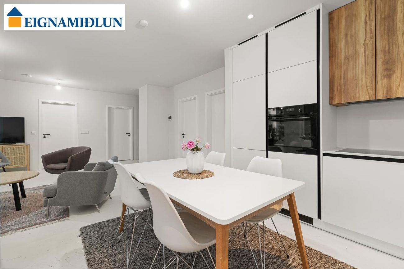 Skólatröð 8 - 0217, 200 Kópavogur